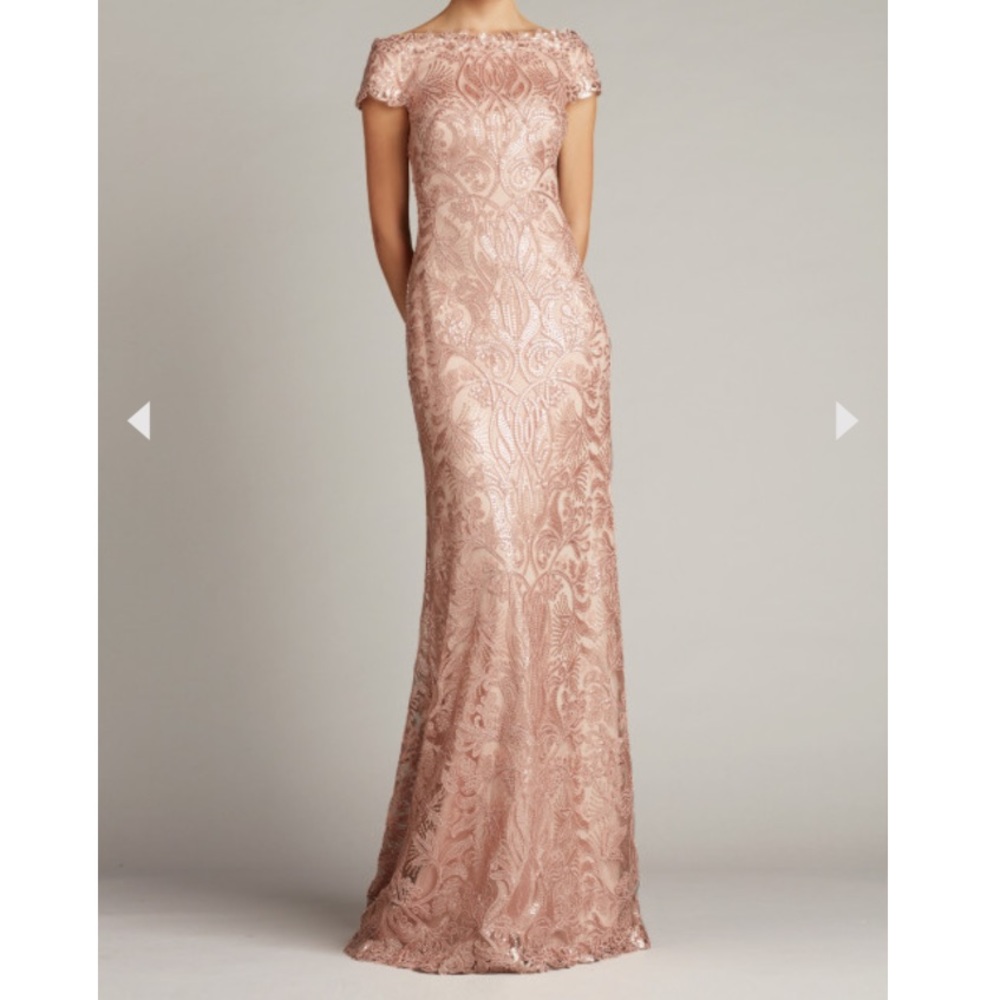 🌟NWT🌟Tadashi Shoji-Haya Sequin Embroidered Dress